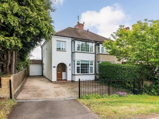 House for sale in Evershot, Oxfordshire