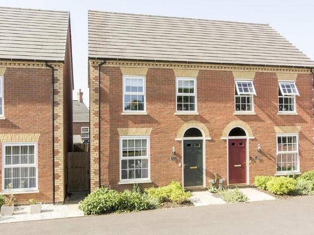 House for sale in Stanford On Avon, Leicestershire