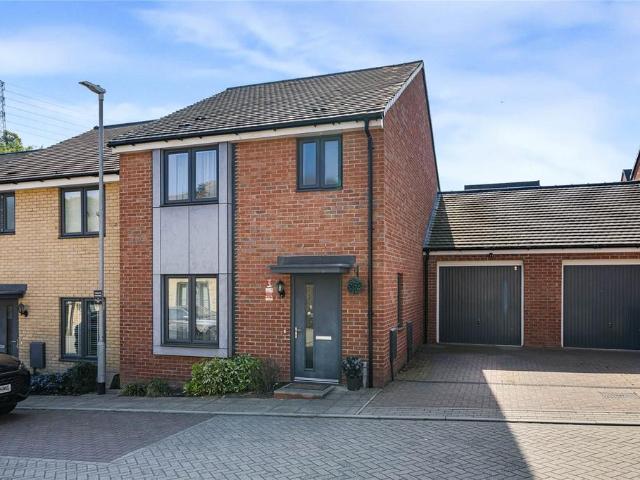 House for sale in Castle Hill, Monks Orchard