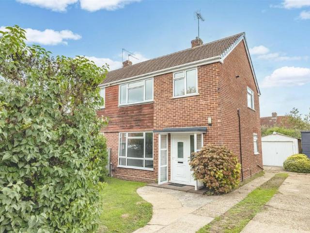 House for sale in Dedworth, Windsor