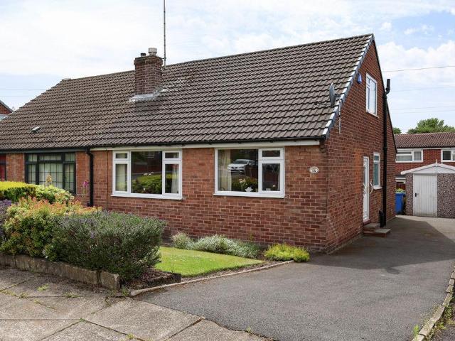 House for sale in Sudden, Burnedge