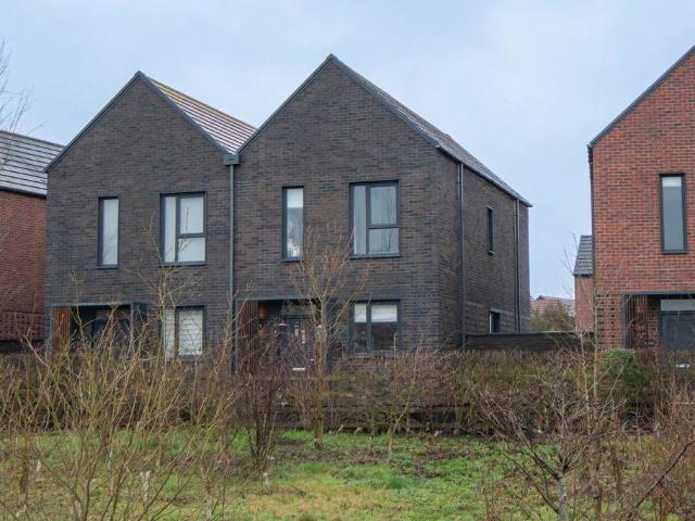 House for sale in Houlton, New Bilton