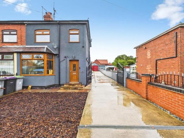 House for sale in Hykeham Moor, North Kesteven