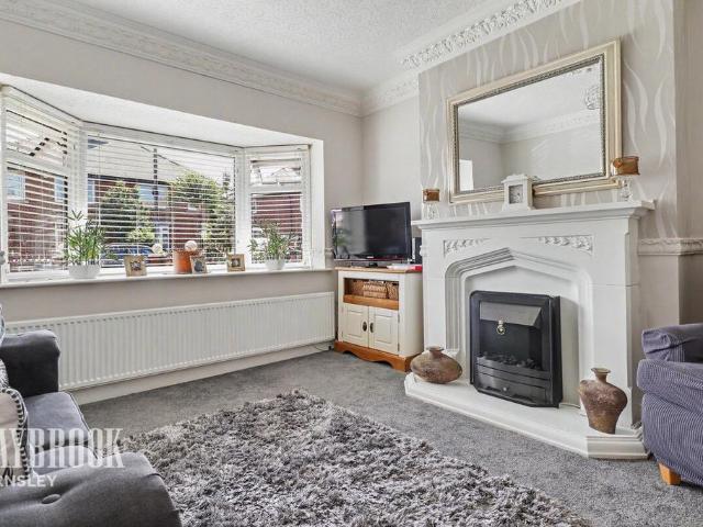 House for sale in Wombwell, South Yorkshire