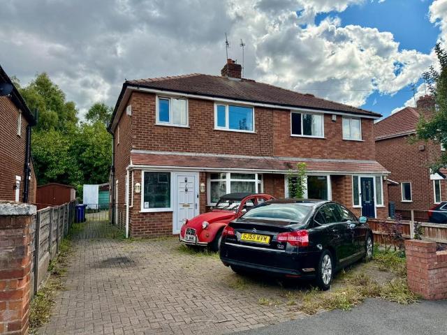 House for sale in Georgia, Greater Manchester