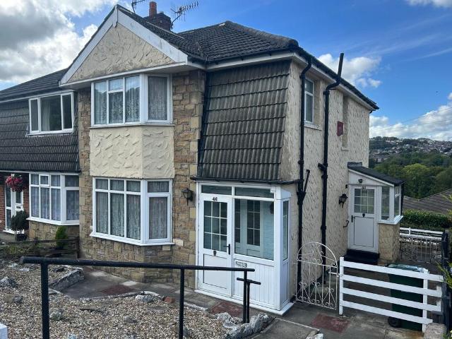 House for sale in Bracken Bank, Bradford