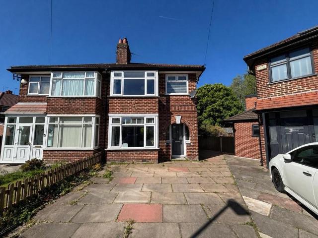 House for sale in Georgia, Greater Manchester