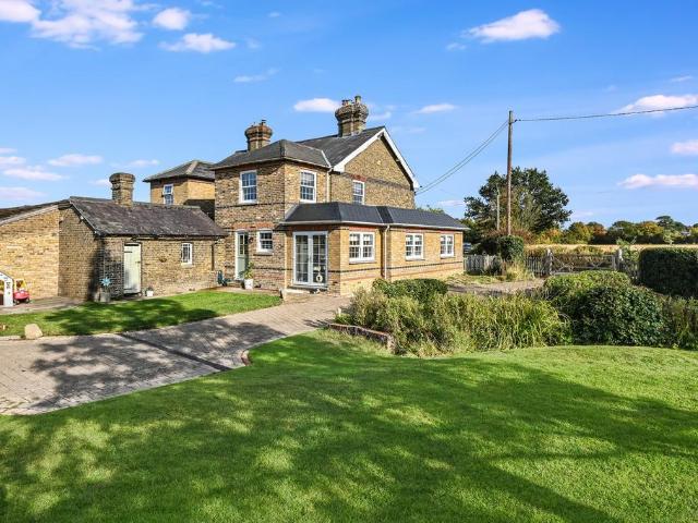 House for sale in Highwood, Chelmsford