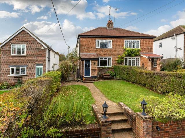 House for sale in Pachesham Park, Surrey