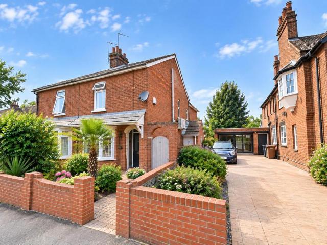 House for sale in Old Town, Shephall