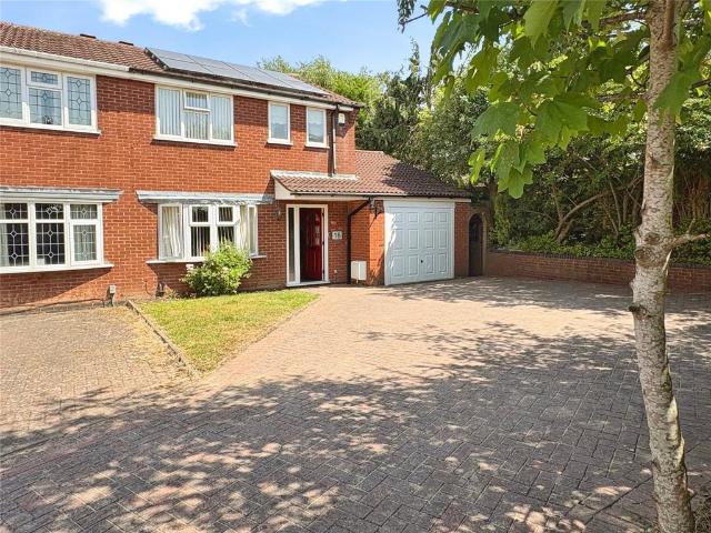 House for sale in Camp Hill, Warwickshire