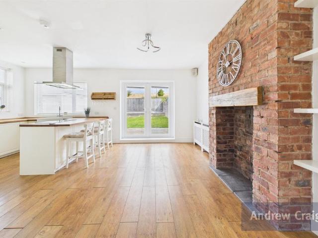 House for sale in Plains Farm, Tyne And Wear