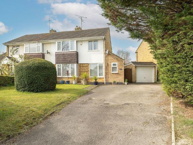 House for sale in Pouchen End, Hertfordshire