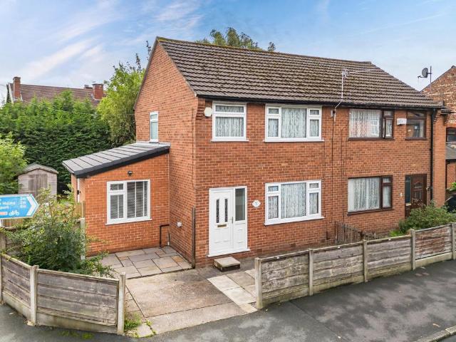 House for sale in Cheadle, Greater Manchester