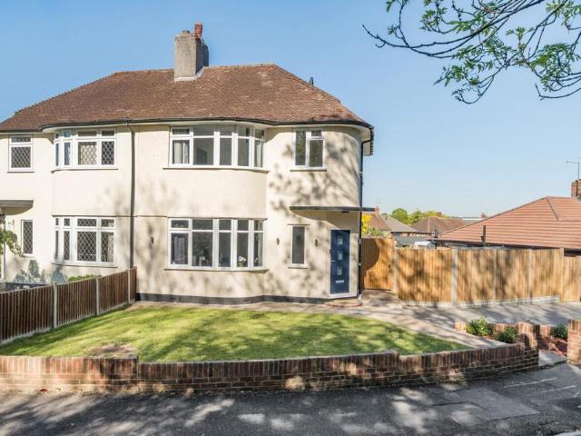 House for sale in Green Street Green, Greater London