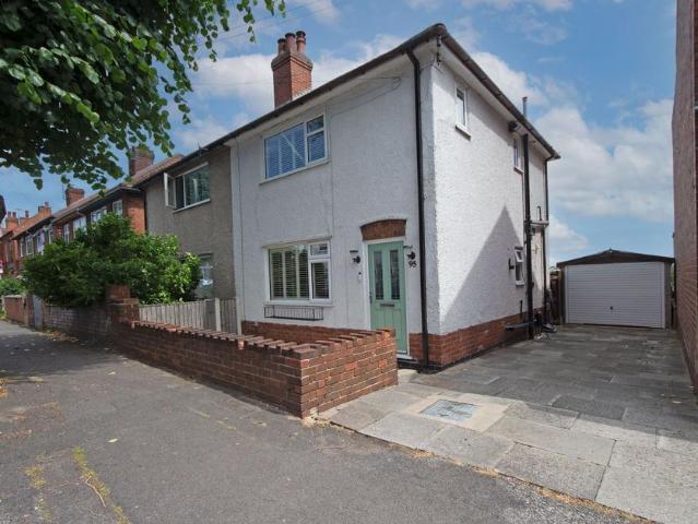 House for sale in Caldermill, East Midlands