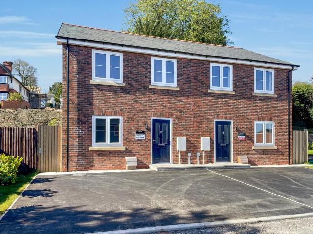 House for sale in Holywell, Wales