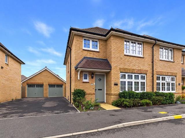 House for sale in Meadow View, Braintree