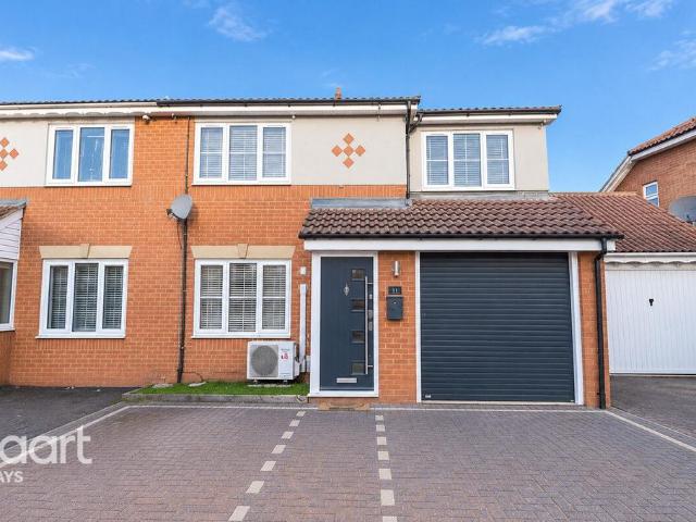 House for sale in Chadwell St Mary, Essex