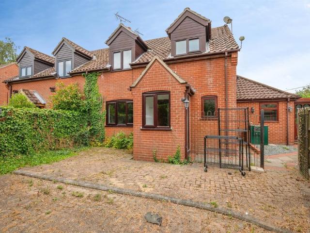 House for sale in Comers, Norfolk