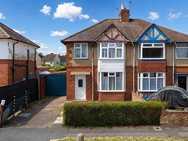 House for sale in High Field, York