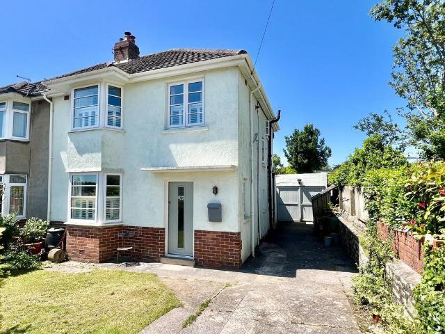 House for sale in Cefn Glas, Wales