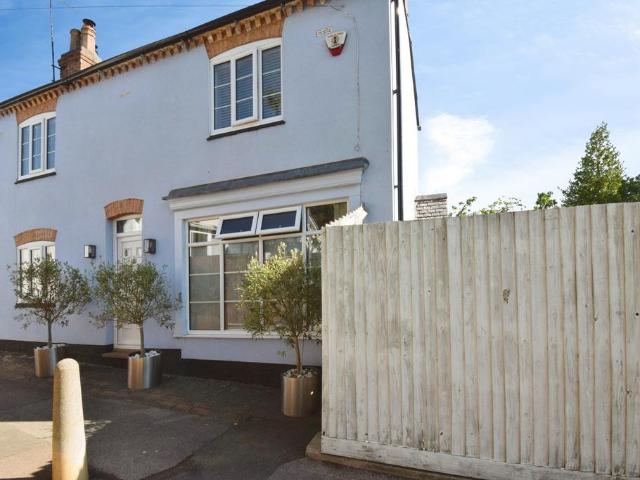 House for sale in Stanford On Avon, Leicestershire