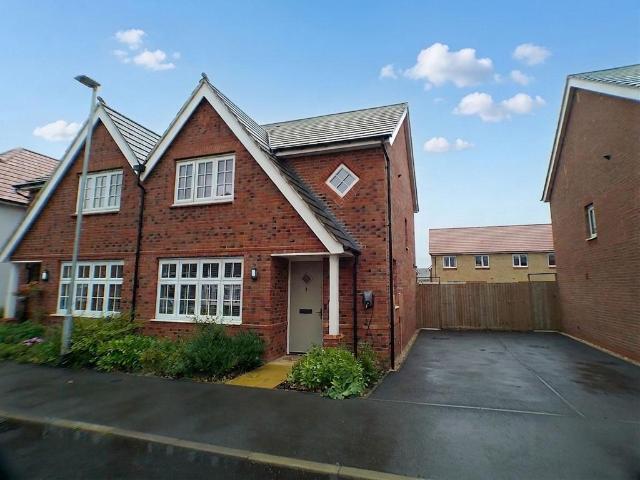 House for sale in Barton In Fabis, East Midlands