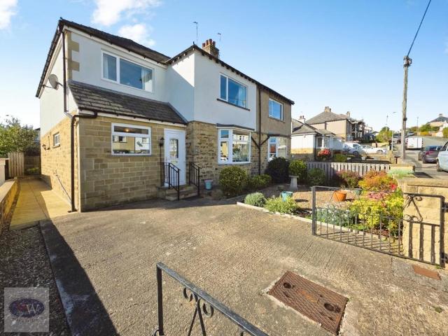 House for sale in Baildon, Bradford