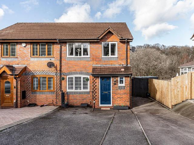 House for sale in Pontypridd, Wales