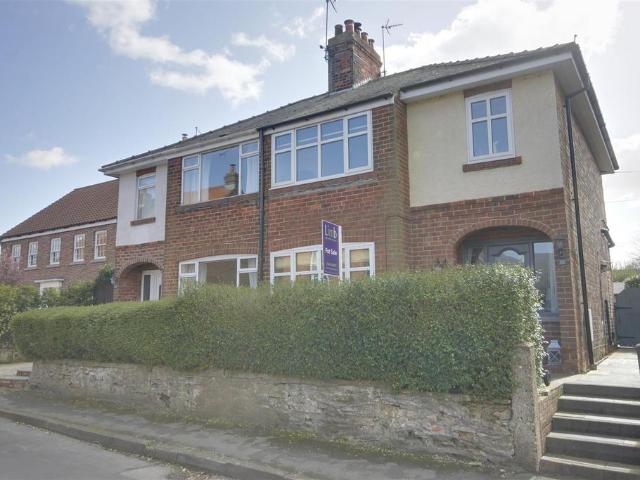 House for sale in Elloughton-cum-Brough, Elloughton