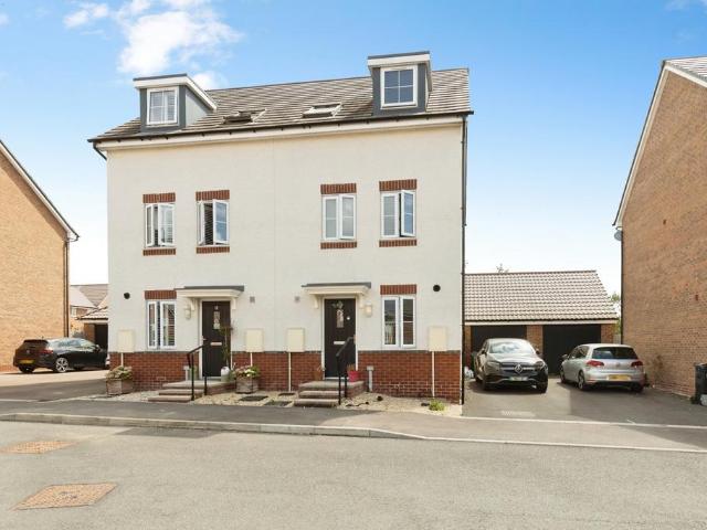 House for sale in Great Oldbury, School House