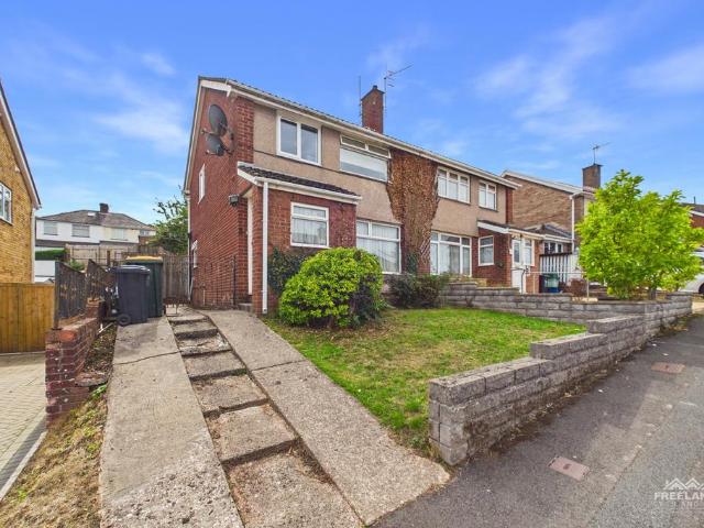 House for sale in Malpas Park, Malpas
