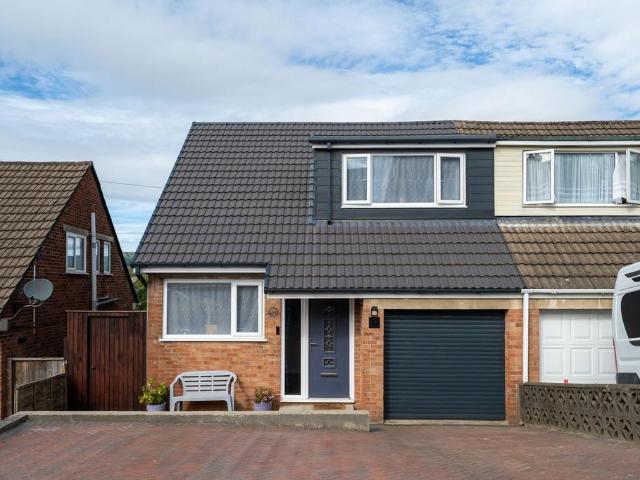 House for sale in Malpas Court, Newport