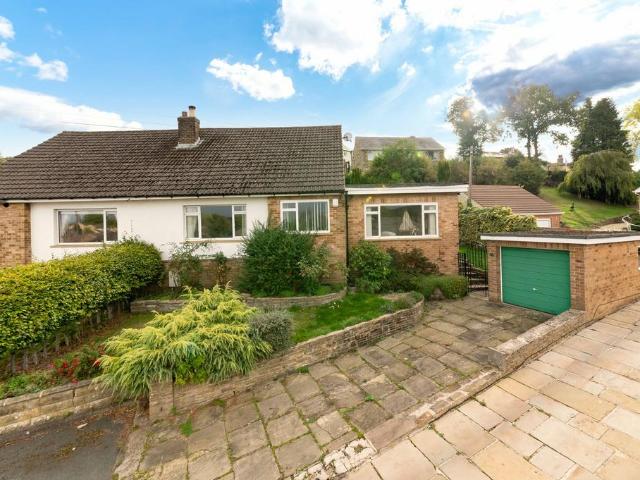 House for sale in Fenay Bridge, Kirklees