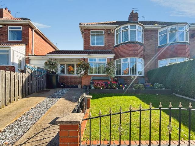 House for sale in Cowgate, Newcastle upon Tyne