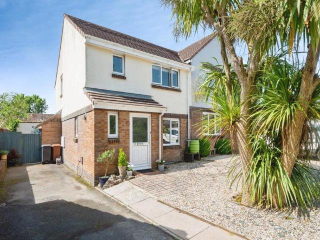 House for sale in Strode, Devon