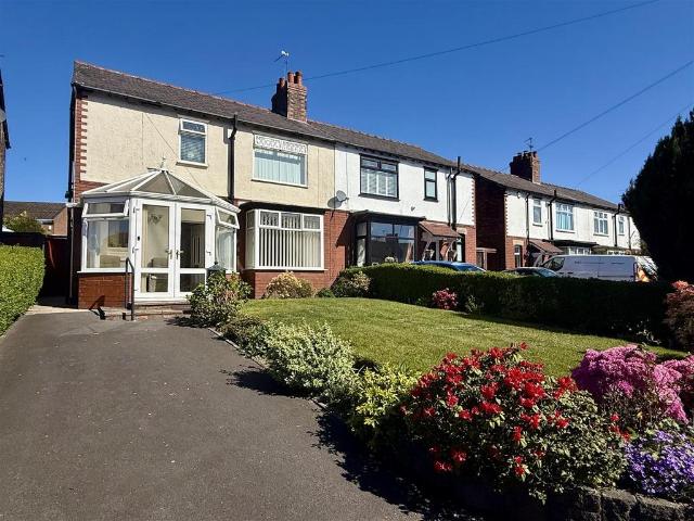 House for sale in Broken Cross, Macclesfield