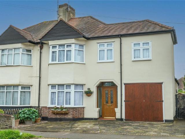 House for sale in Southchurch, Alton Barnes