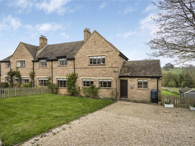 House for sale in Evershot, Oxfordshire
