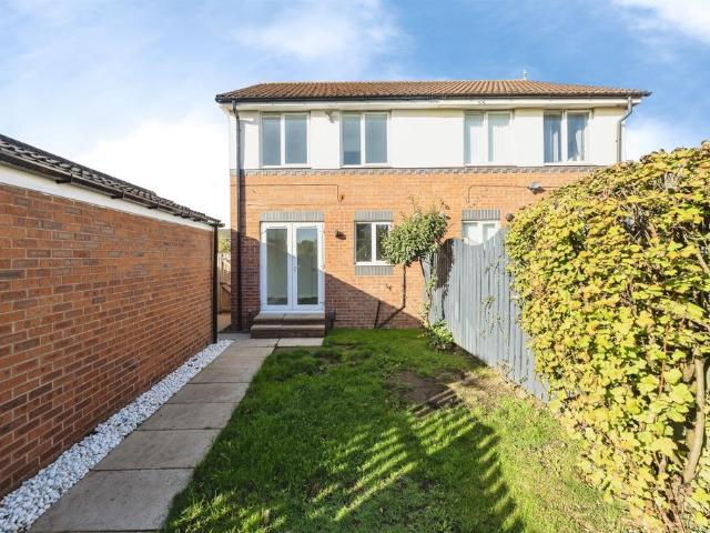 House for sale in Middleton, Leeds
