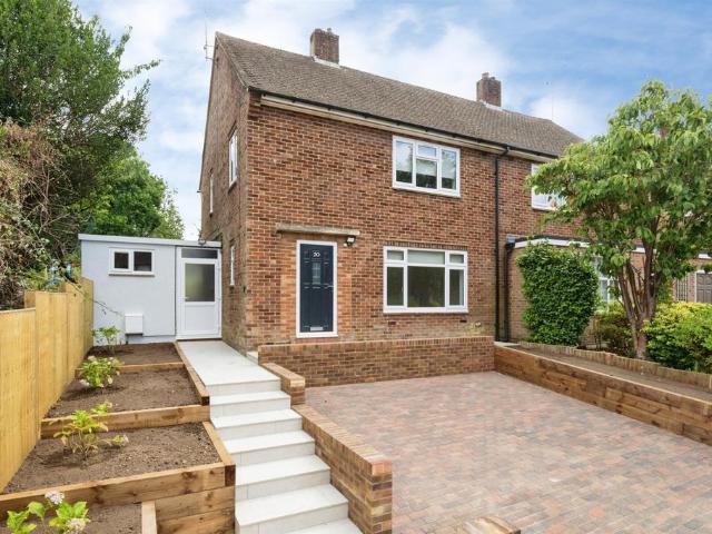 House for sale in Ramslye, Sandown Park