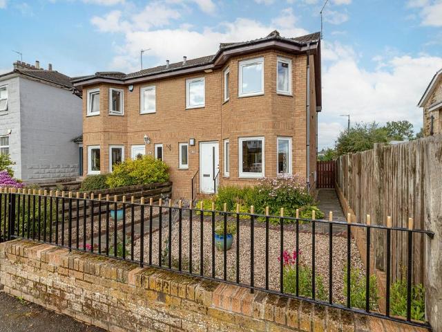 House for sale in Auldhouse, Scotland