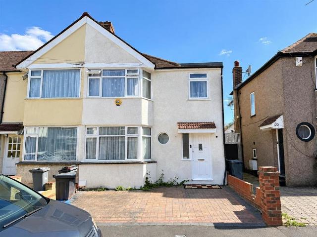 House for sale in London Borough of Hounslow, Hanworth
