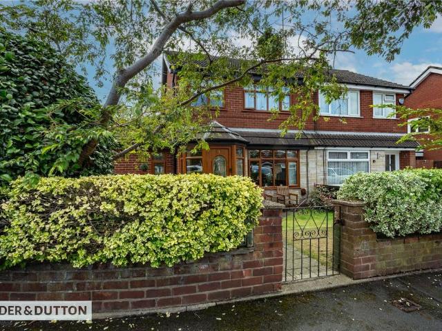 House for sale in Rhodes, Burnedge