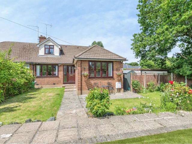 House for sale in Navestock Side, Essex