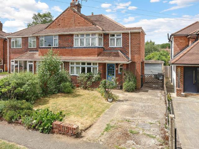 House for sale in Pachesham Park, Surrey