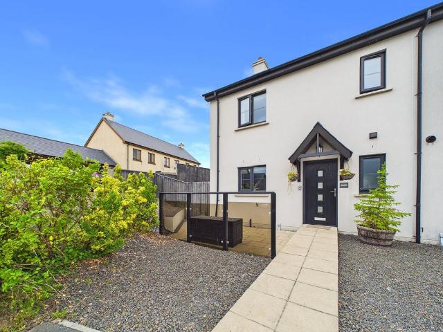 House for sale in Pentlepoir, Wales