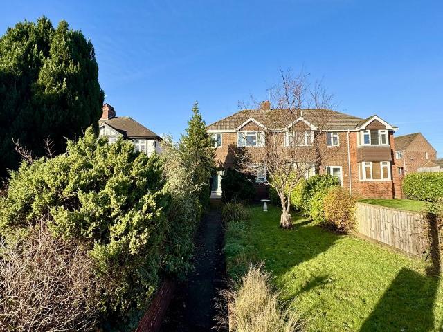 House for sale in Watergate, Devon