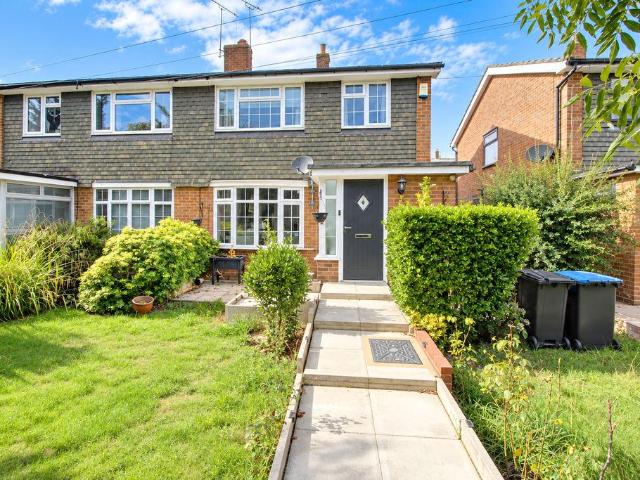 House for sale in Cattlegate Cottages, Welwyn Hatfield